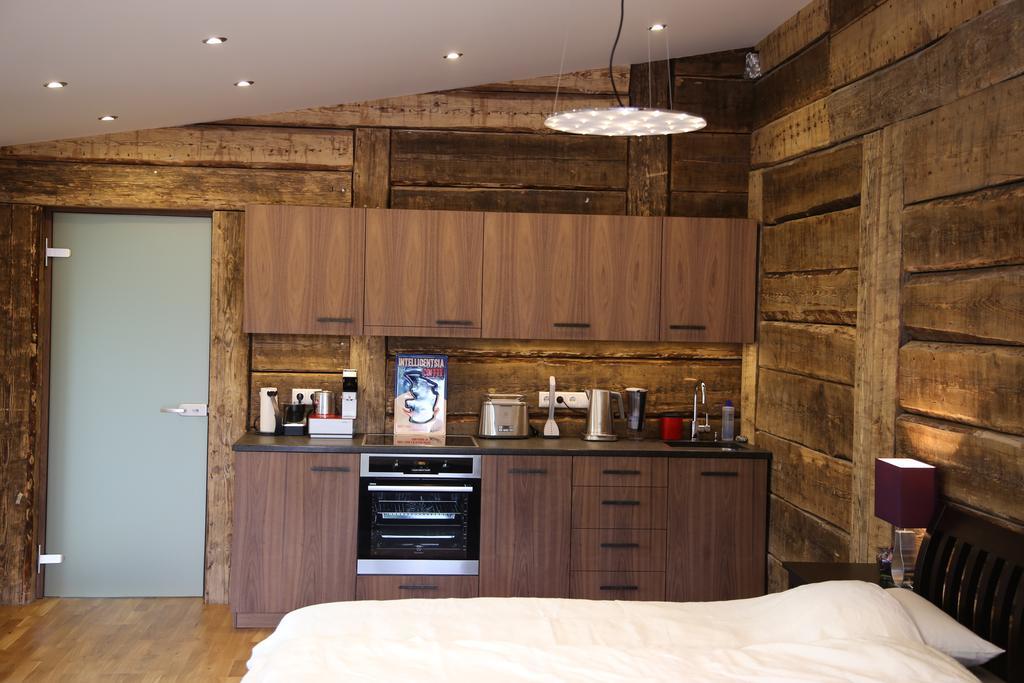 Altribute Studio W Sauna Secure Parking Wifi 90Mbs لييبايا الغرفة الصورة